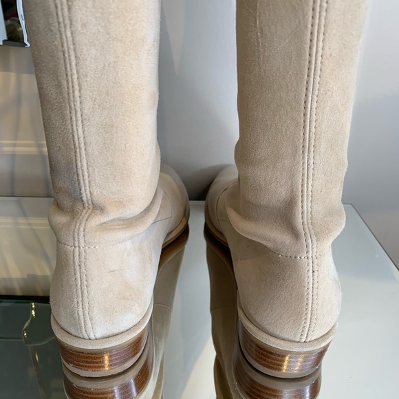 Stuart Weitzman Lowland In Buff - Picture 8 of 16